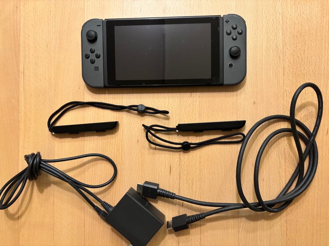 任天堂　Switch 本体　充電器付き