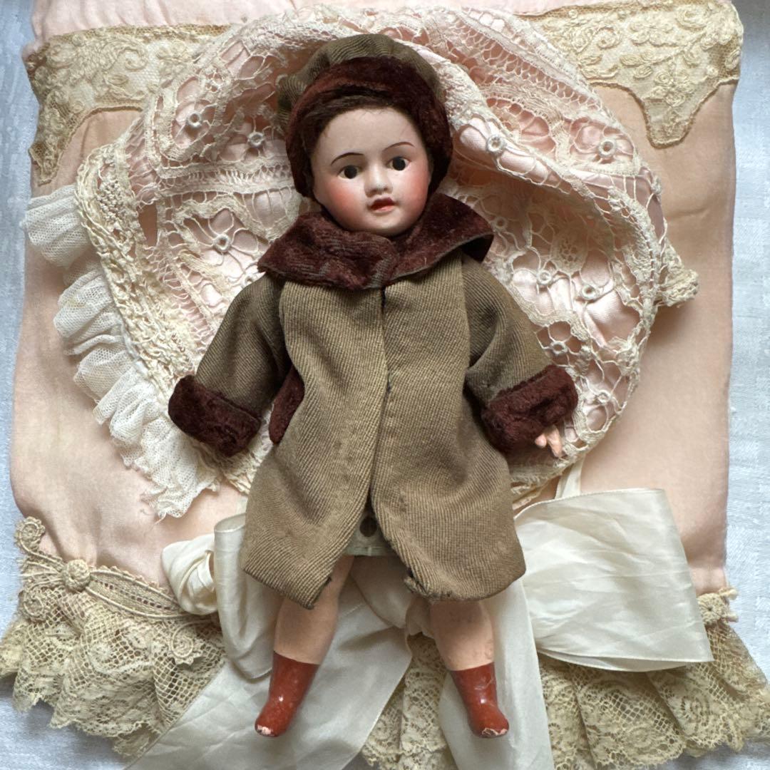 フランスアンティークドール　ビスクヘッドドール　ミニョネット　フレンチドール