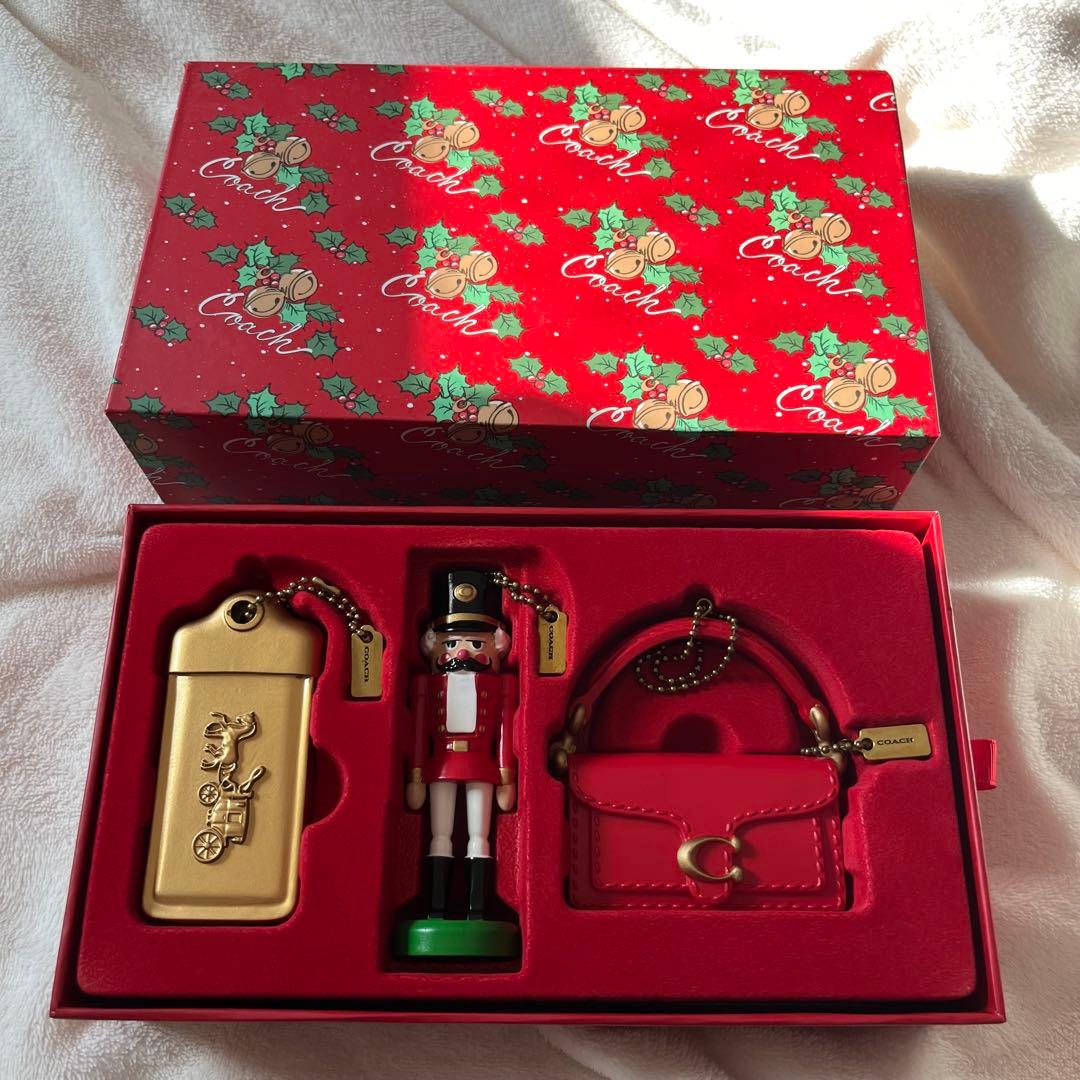 新品 COACH コーチ オーナメント キーホルダー クリスマス チャーム