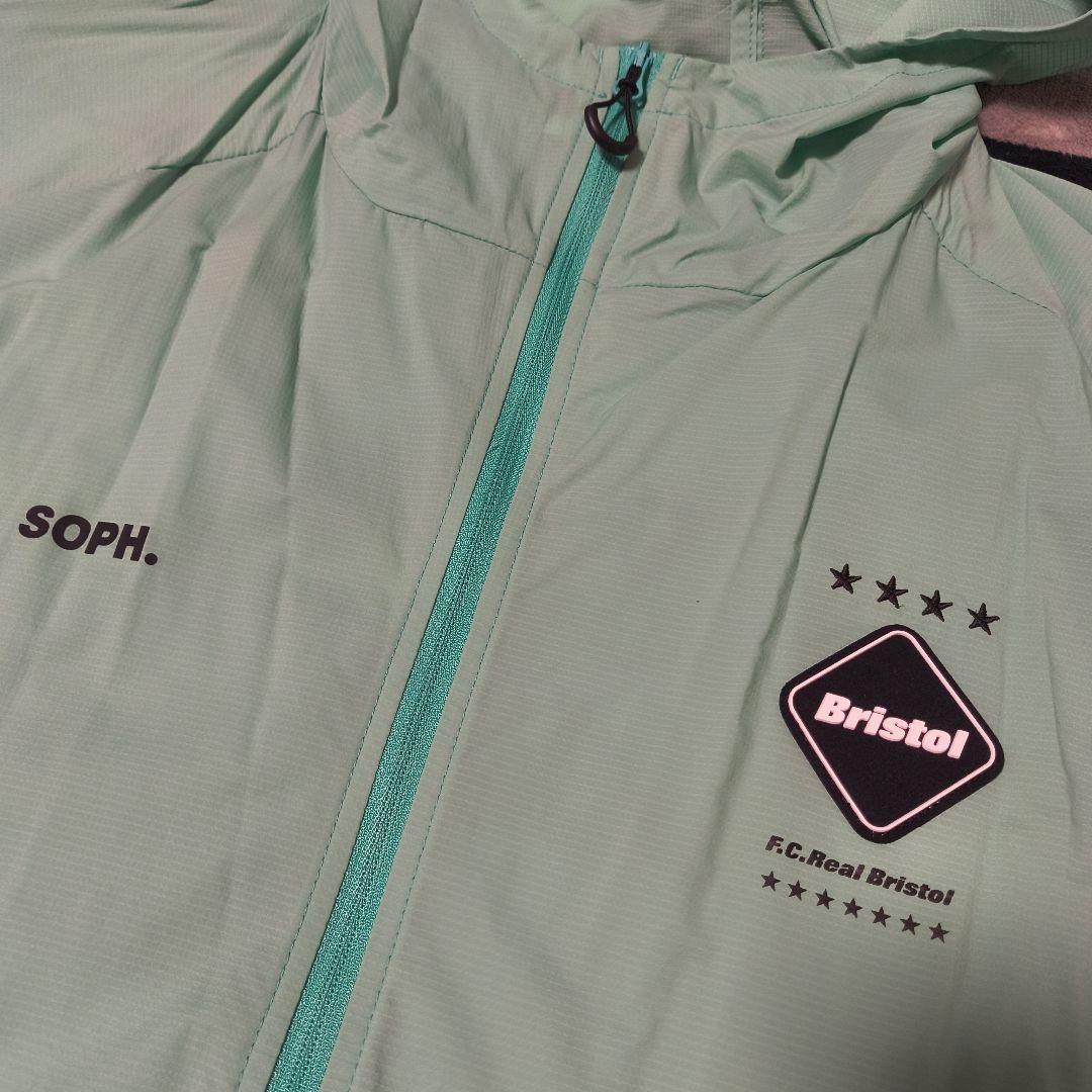 F.C. Real BristolナイロンジャケットМティファニーブルーSOPH - メルカリ