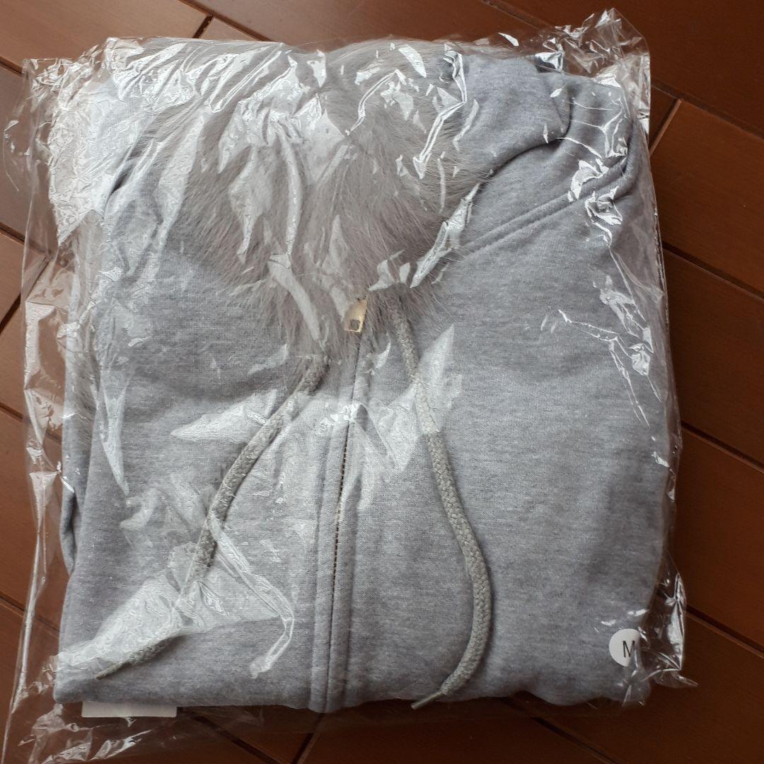 安室奈美恵　ファイナリー　パーカー