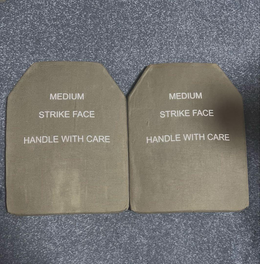 劇レア 米軍実物 USED品　キャリアプレート Mサイズ 2枚組 米軍実物 T3 GEAR Geronimo 2 Plate Carrier プレートキャリア ABU