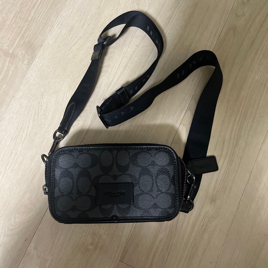 クロスボディ バッグ・シグネチャー