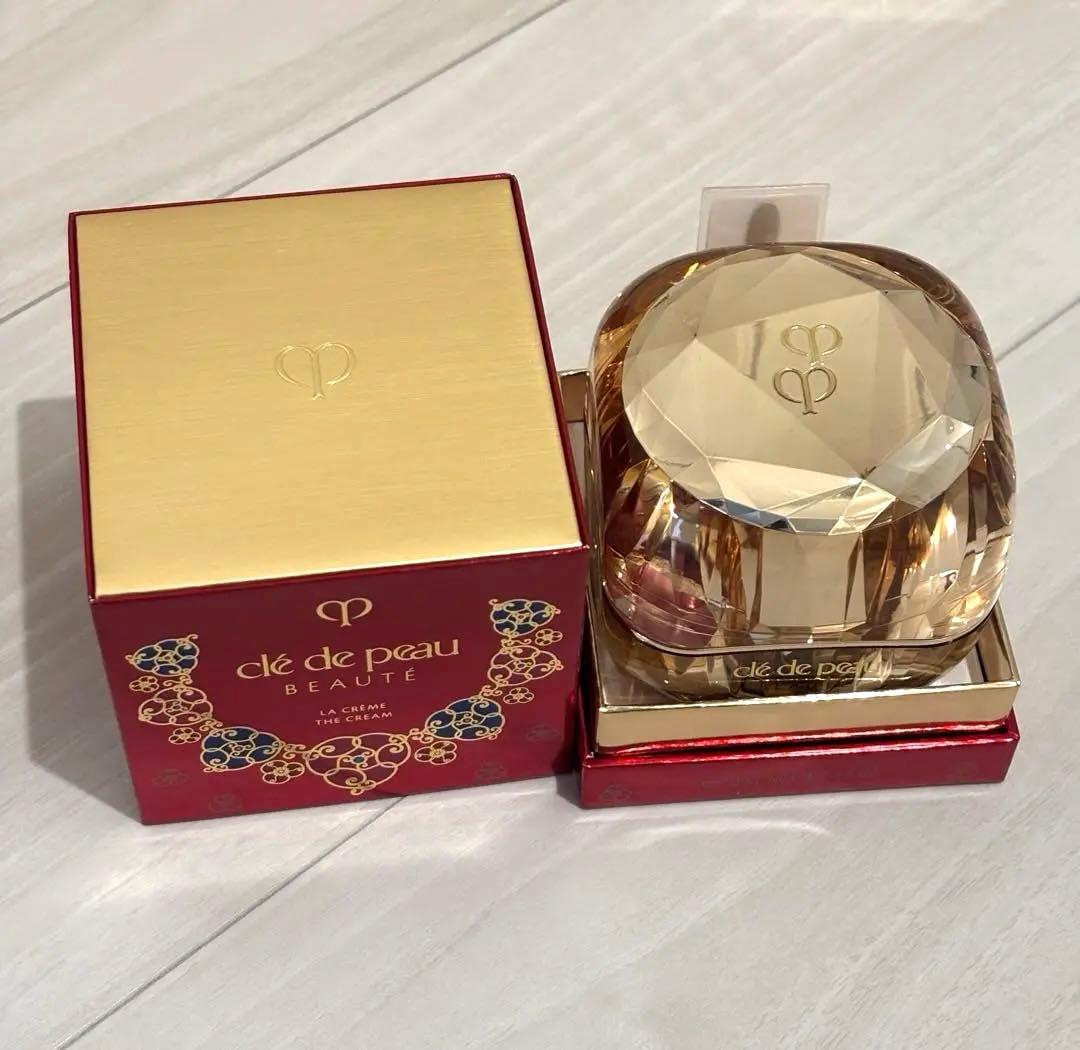 新品未使用　資生堂クレドポーボーテ　ラ・クレーム50g 2025年限定品レフィル