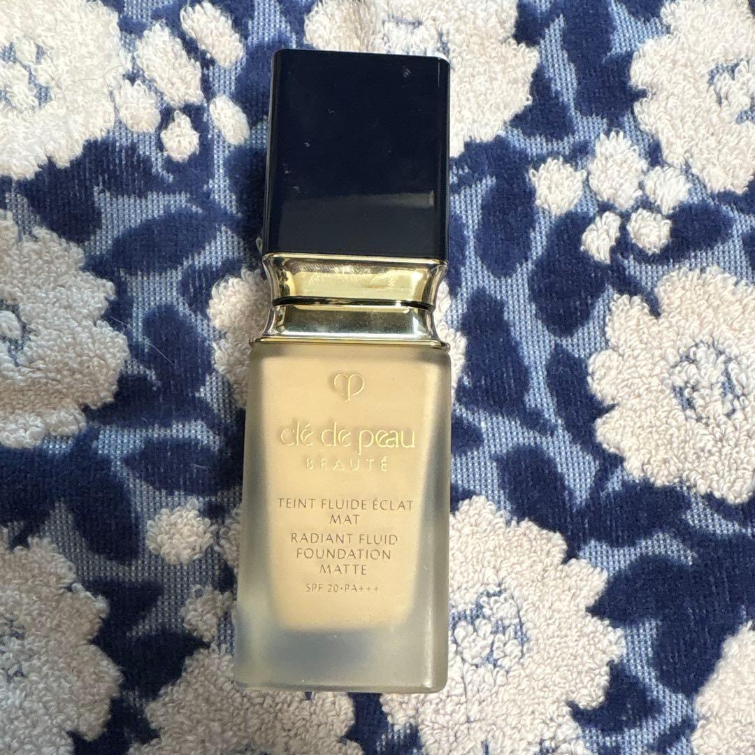 ⭐︎お気持ち値下げ可クレ・ド・ポー ボーテ タンフリュイドエクラマットオークル10