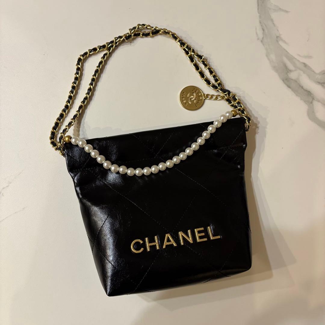 CHANEL ノベルティ チェーンバッグ パール ポーチ付き - CHAN