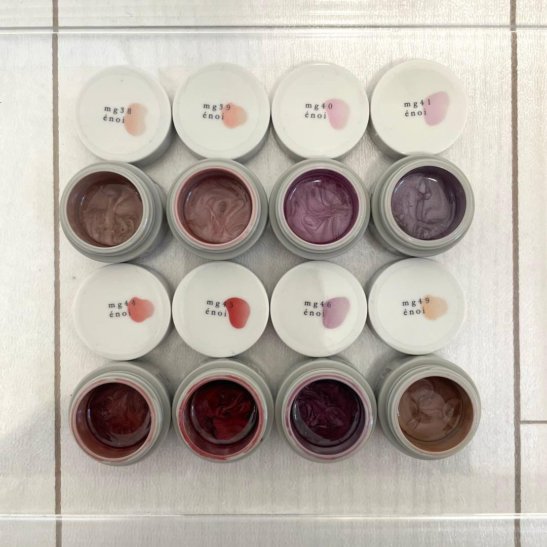 ほぼ未使用　enoi マグネットジェル