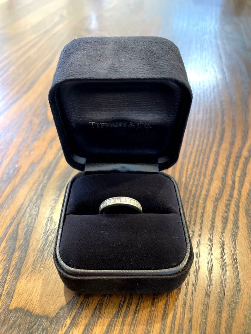 ティファニー Pt950 プリンセスカット ハーフエタニティダイアモンドリング