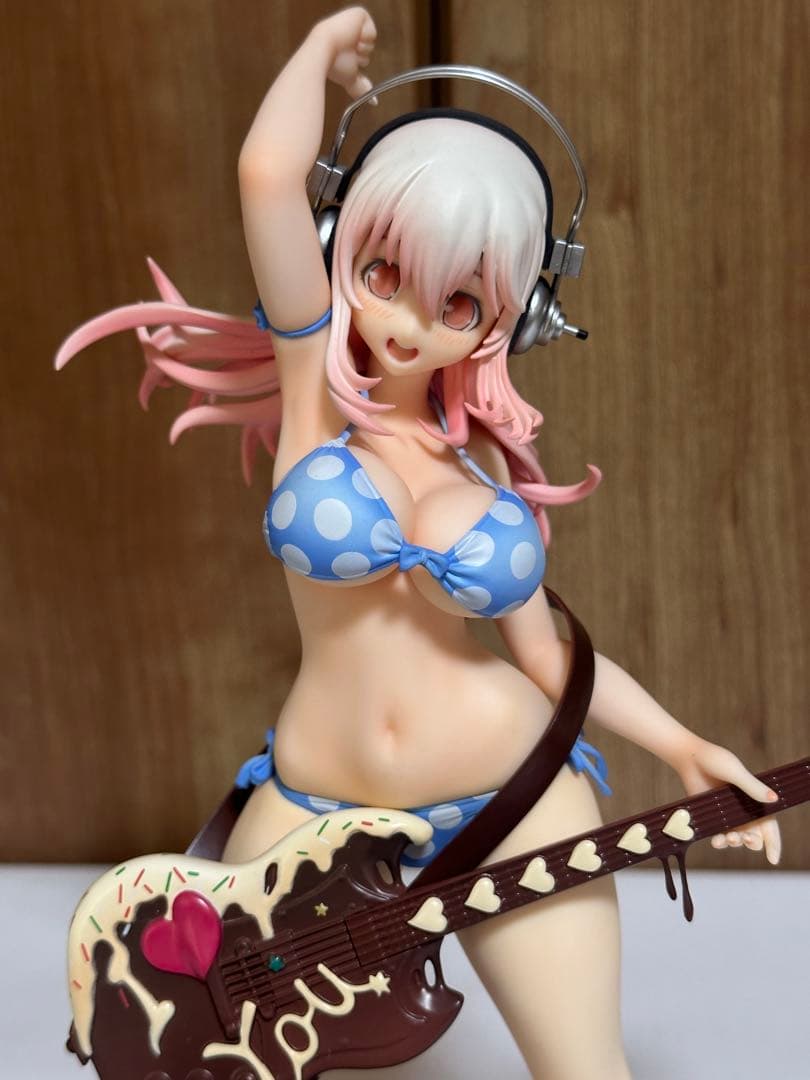 【中古美品】すーぱーそに子 ロックンロール バレンタイン 1/6 フィギュア