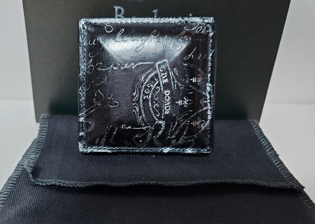 Berluti ベルルッティ　KHAYAプラチナパティーヌ