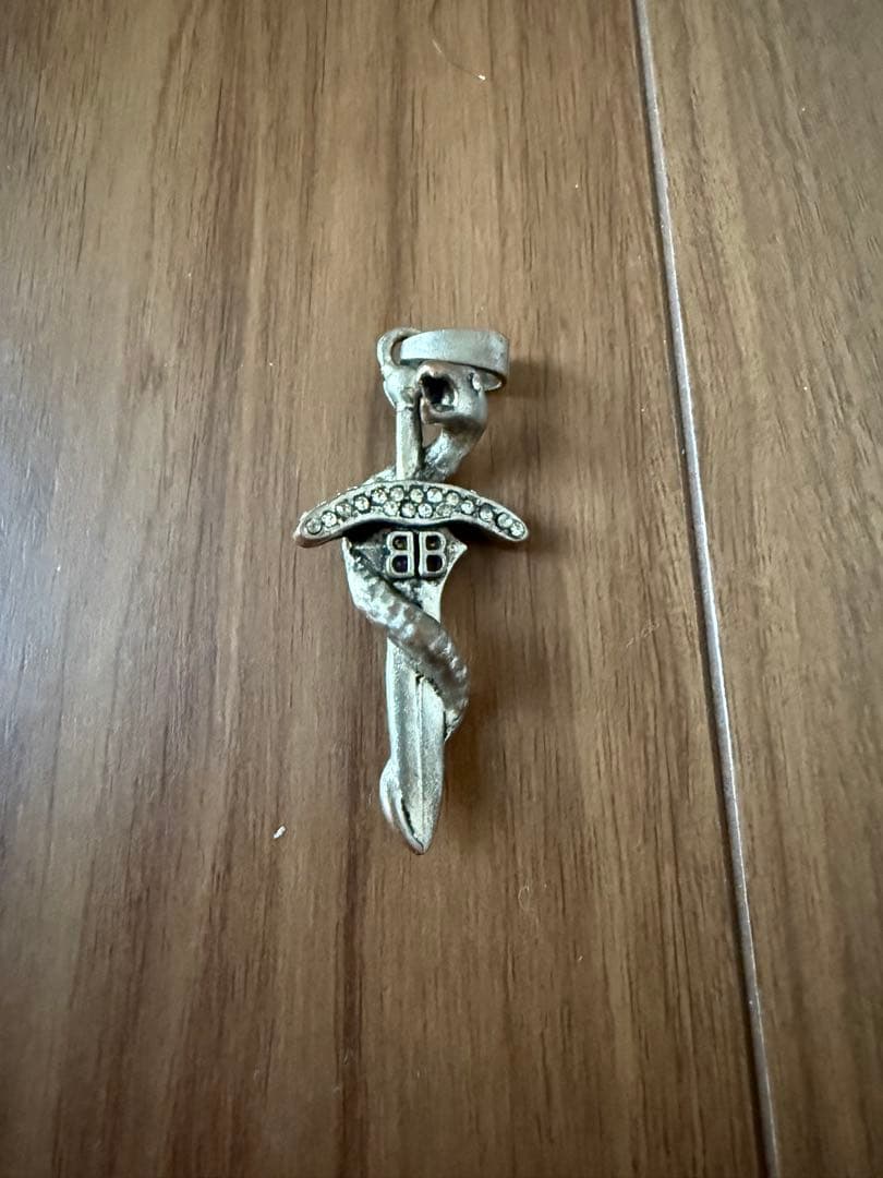 バレンシアガ　BALENCIAGA ネックレス　チャーム