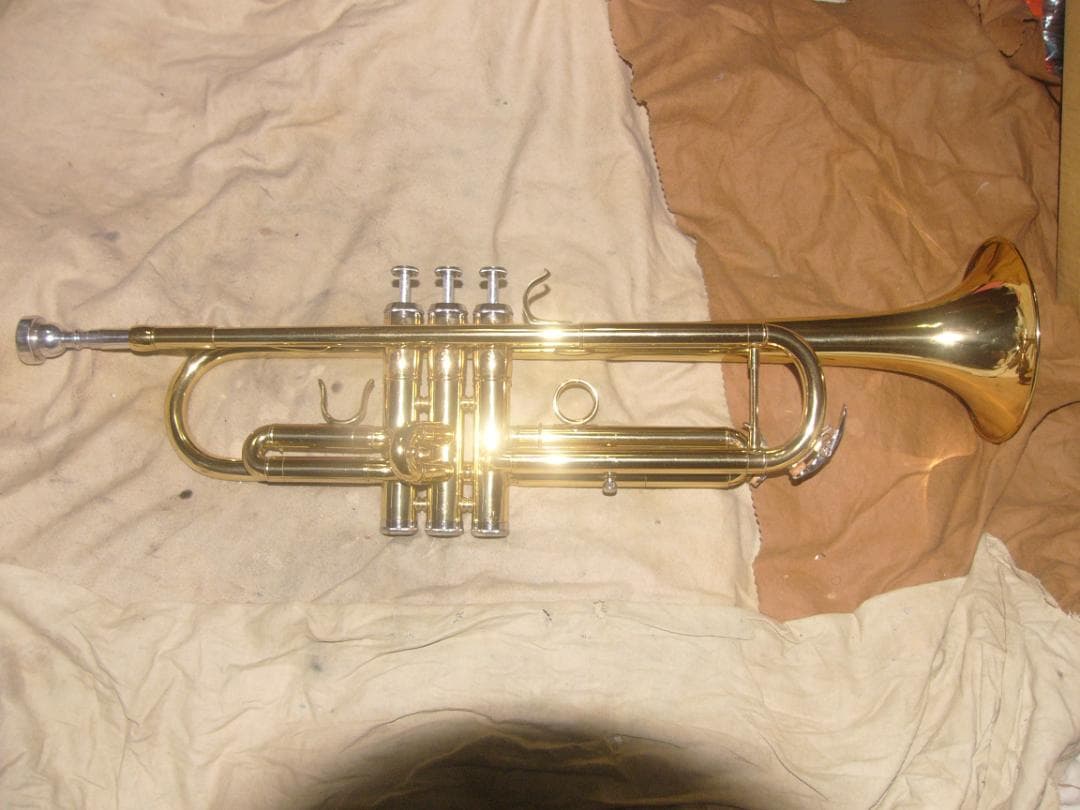 銘器種！CALIFORNIA USA ゴールド B♭管Tp（生産終了品・新古品級