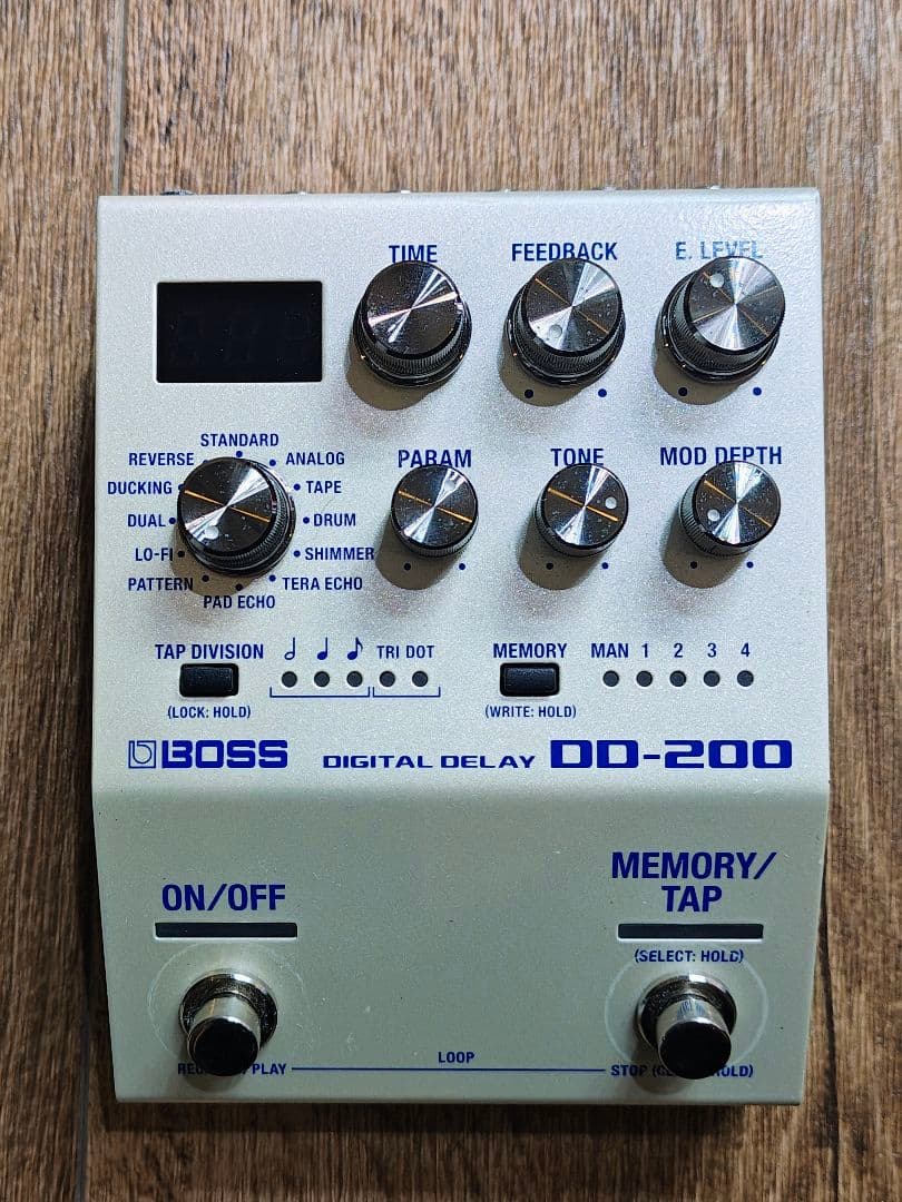 ギター BOSS Digital Delay DD-200