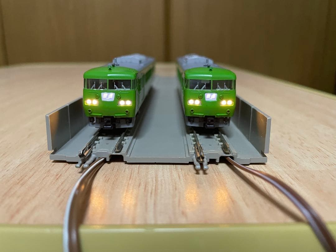 10-949 117系　京都地域色 117系 京都地域色（抹茶色）タイプS01編成が入線です。KATO 10-949