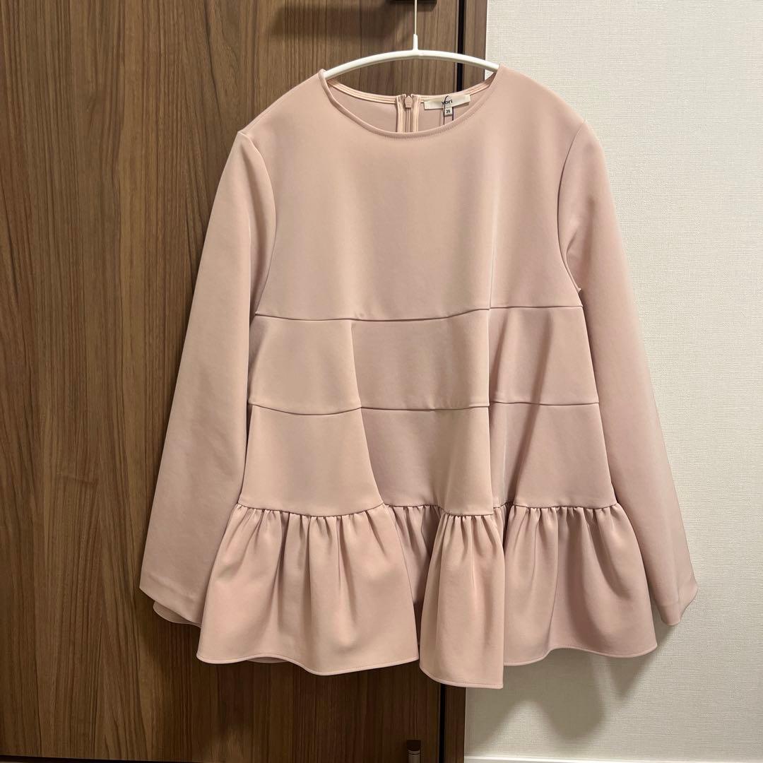 【新品タグ付き】　yori ヨリ　ティアードギャザーブラウス　36 レア品