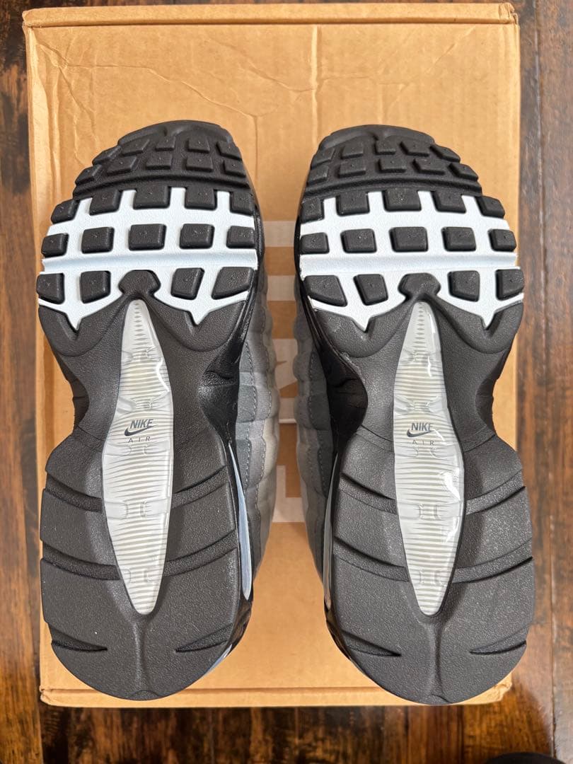 未使用 Nike W AirMax 95 OG 