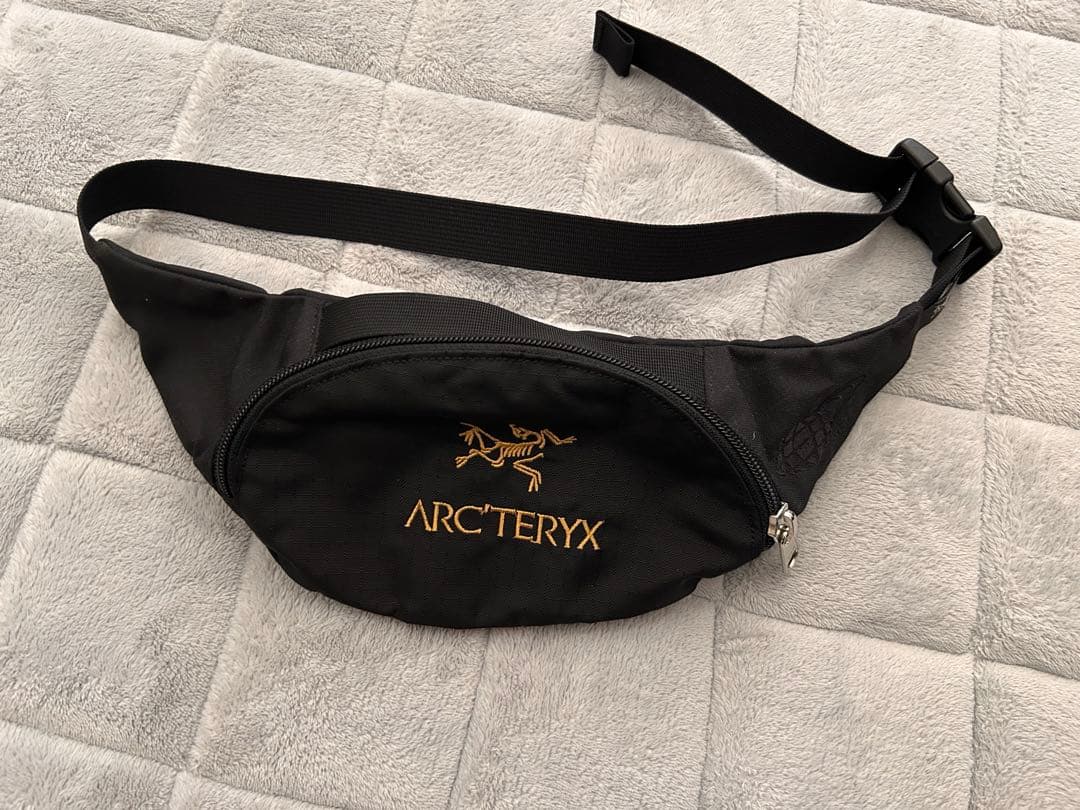 arc'teryx（アークテリクス）アーバンファニー 黒 40周年