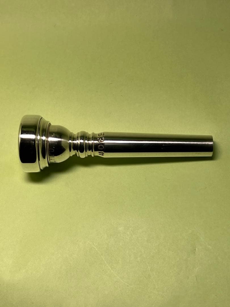 ボブ リーブス　Bob Reeves　トランペットマウスピース40ES 692S