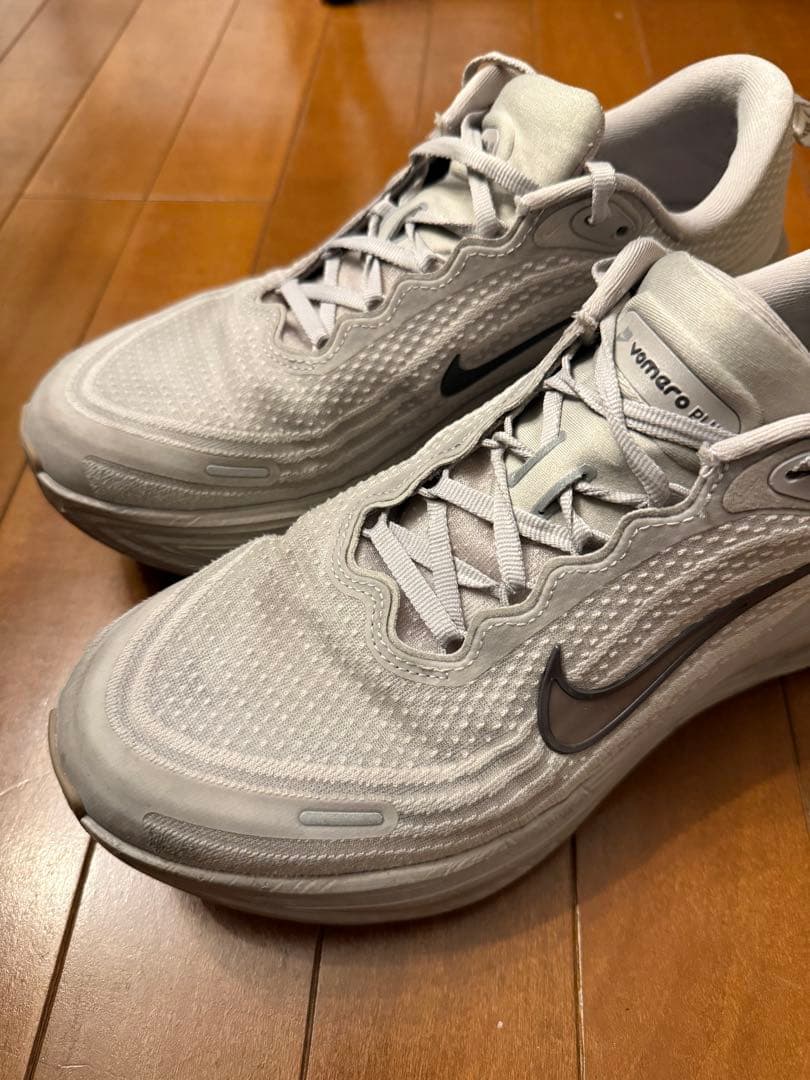 【完売品/27cm】NIKE ボメロ プラス