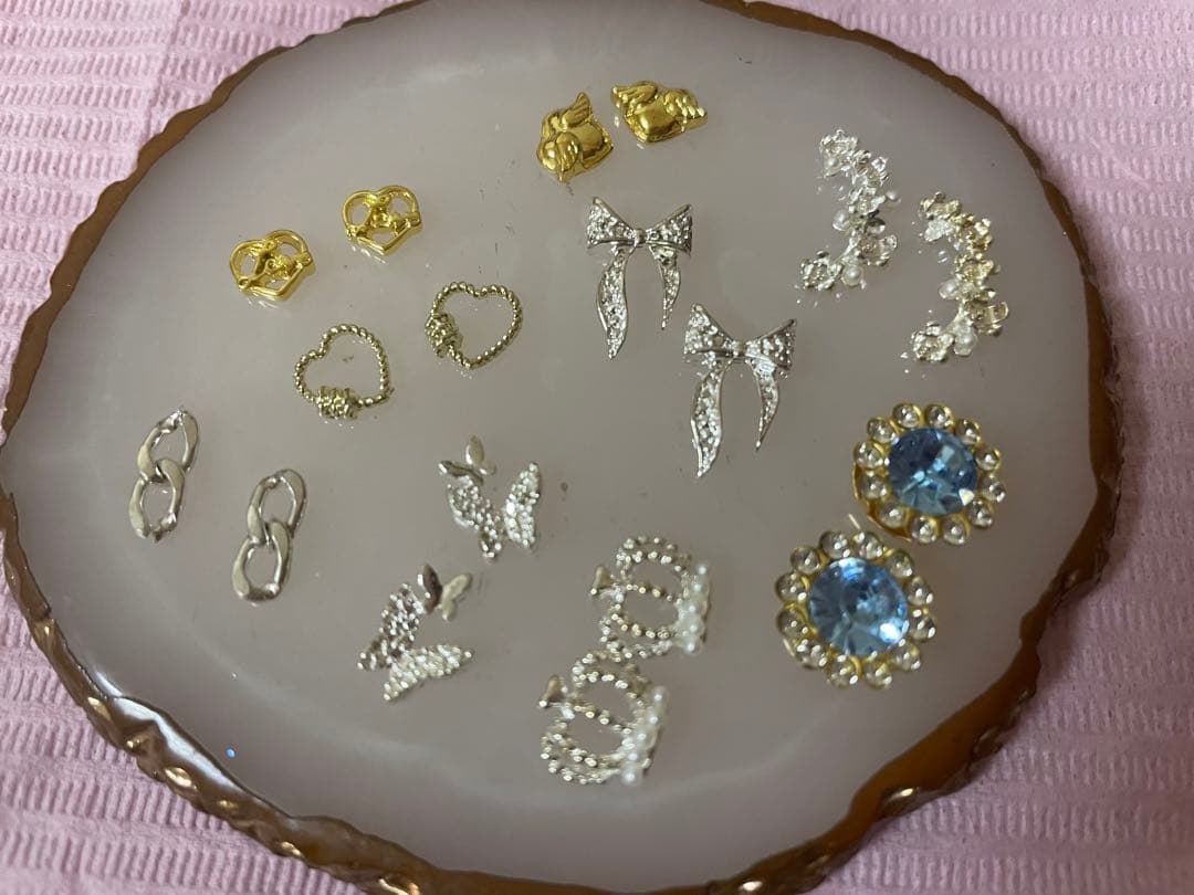 10→ ネイルパーツ 18個 デコネイル ネイル用品