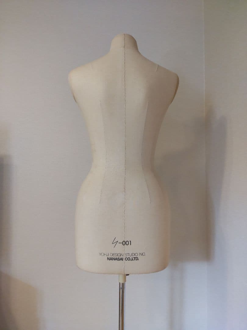 Y-001 ボディトルソー 女性用 yohji yamamoto