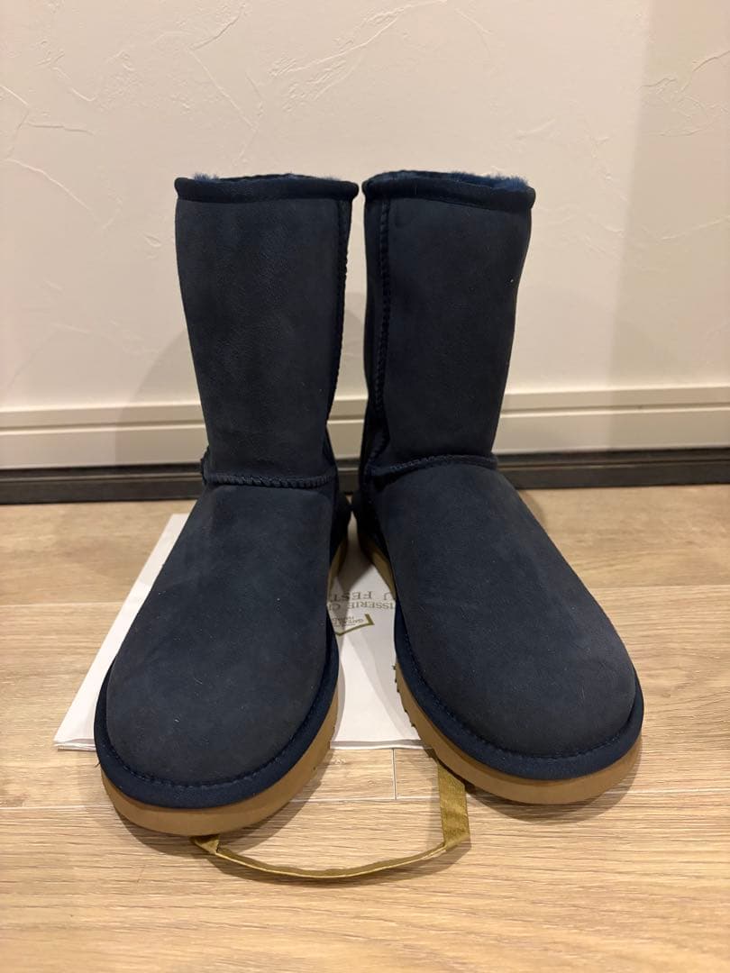UGG ネイビー ムートンブーツ