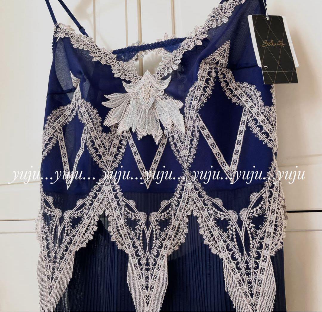 サルート 79G 店舗限定 王家の紋章 新品タグ付 スリップ M