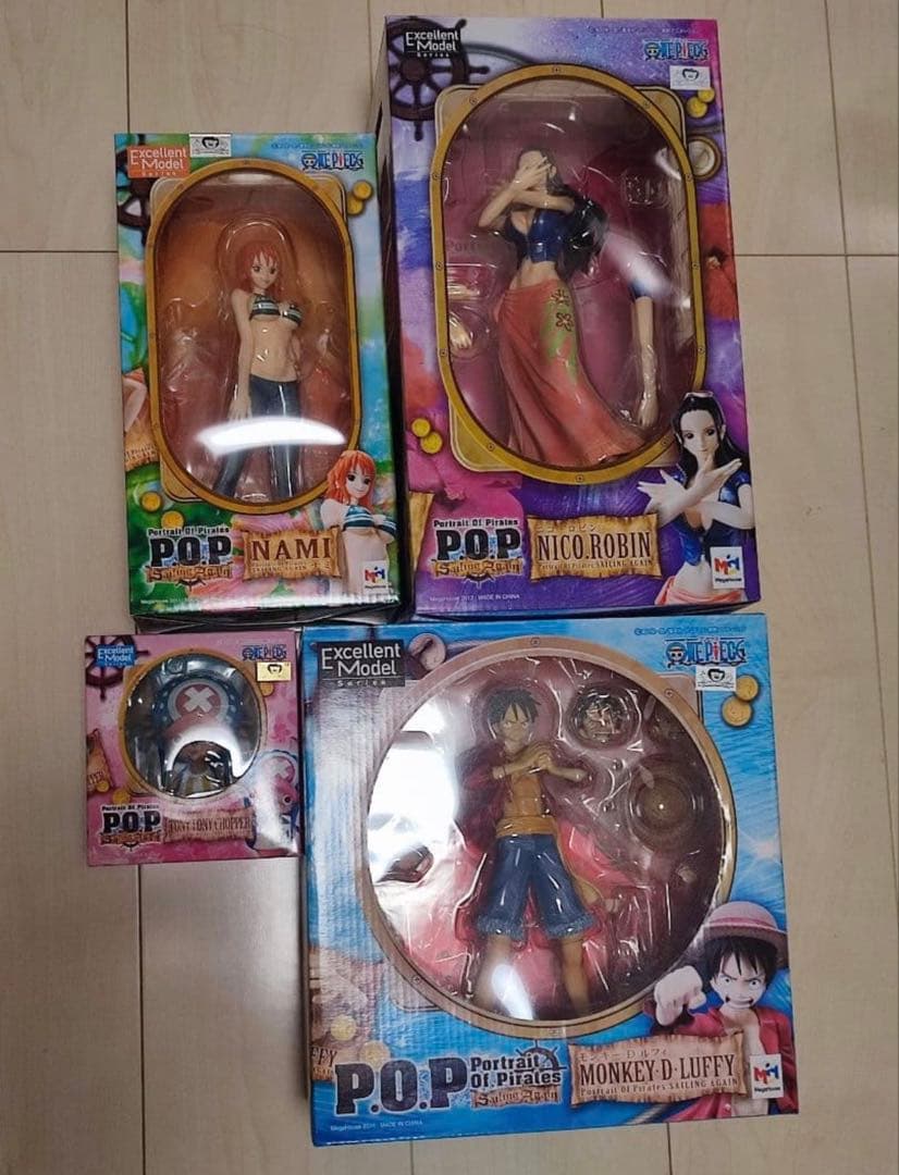 ワンピース　POP　麦わらの一味　ルフィ　ロビン　ナミ　チョッパー　美品