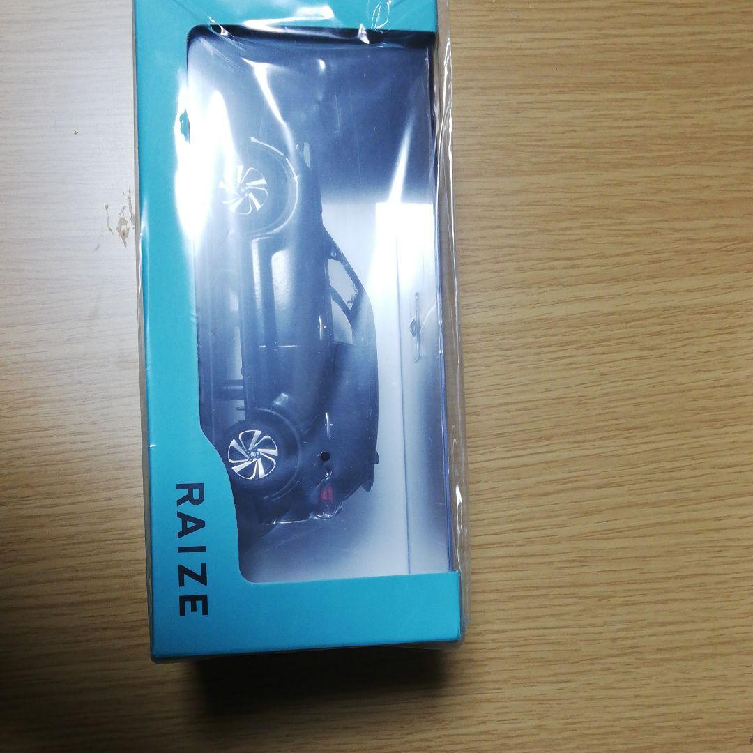 ライズ　模型 Amazon.co.jp: 非売品 トヨタ TOYOTA 新型 非売品 ライズ RAIZE 1／30