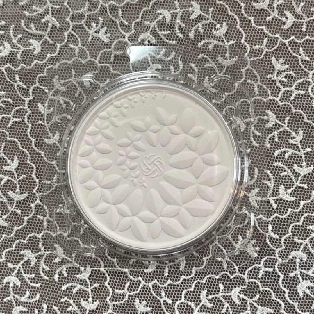 コスメデコルテ　フェイスパウダー　XIII DECORTE（デコルテ） コスメデコルテ マルセル ワンダース