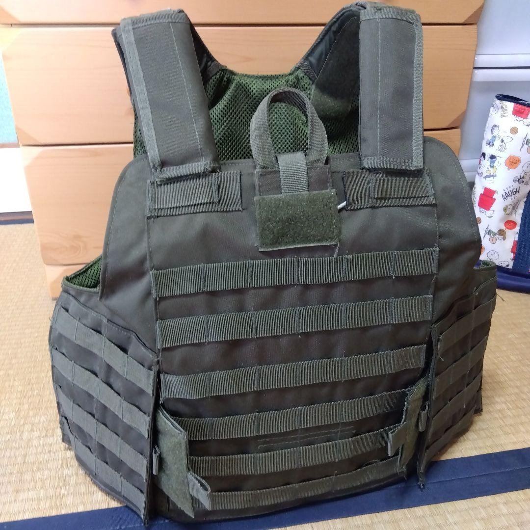 タクティカルベスト オリーブドラブ