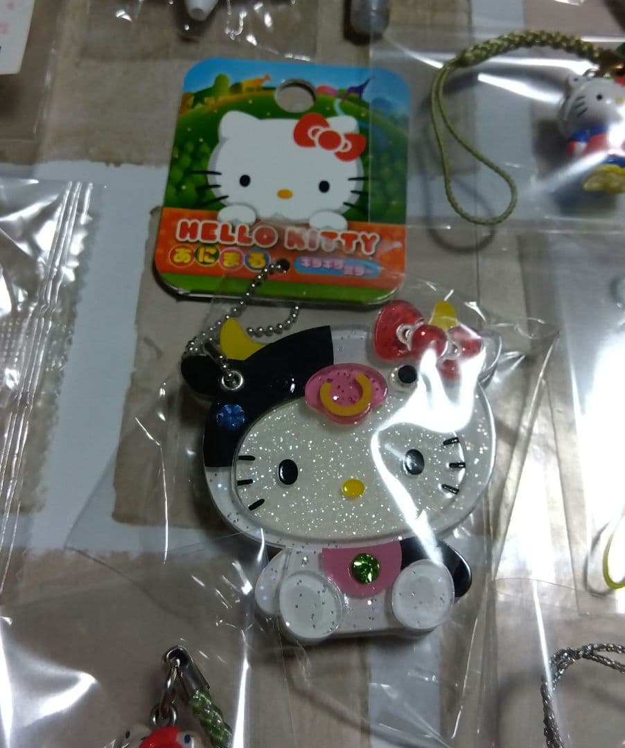ハローキティ 根付 キーホルダー ボールペン 等 マスコット 52個