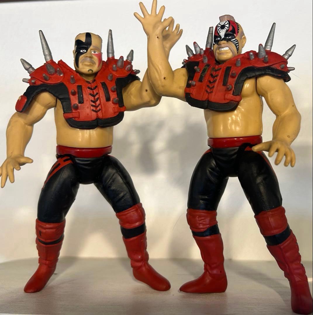 WWF LOD ロードウォリアーズ フィギュア WWE