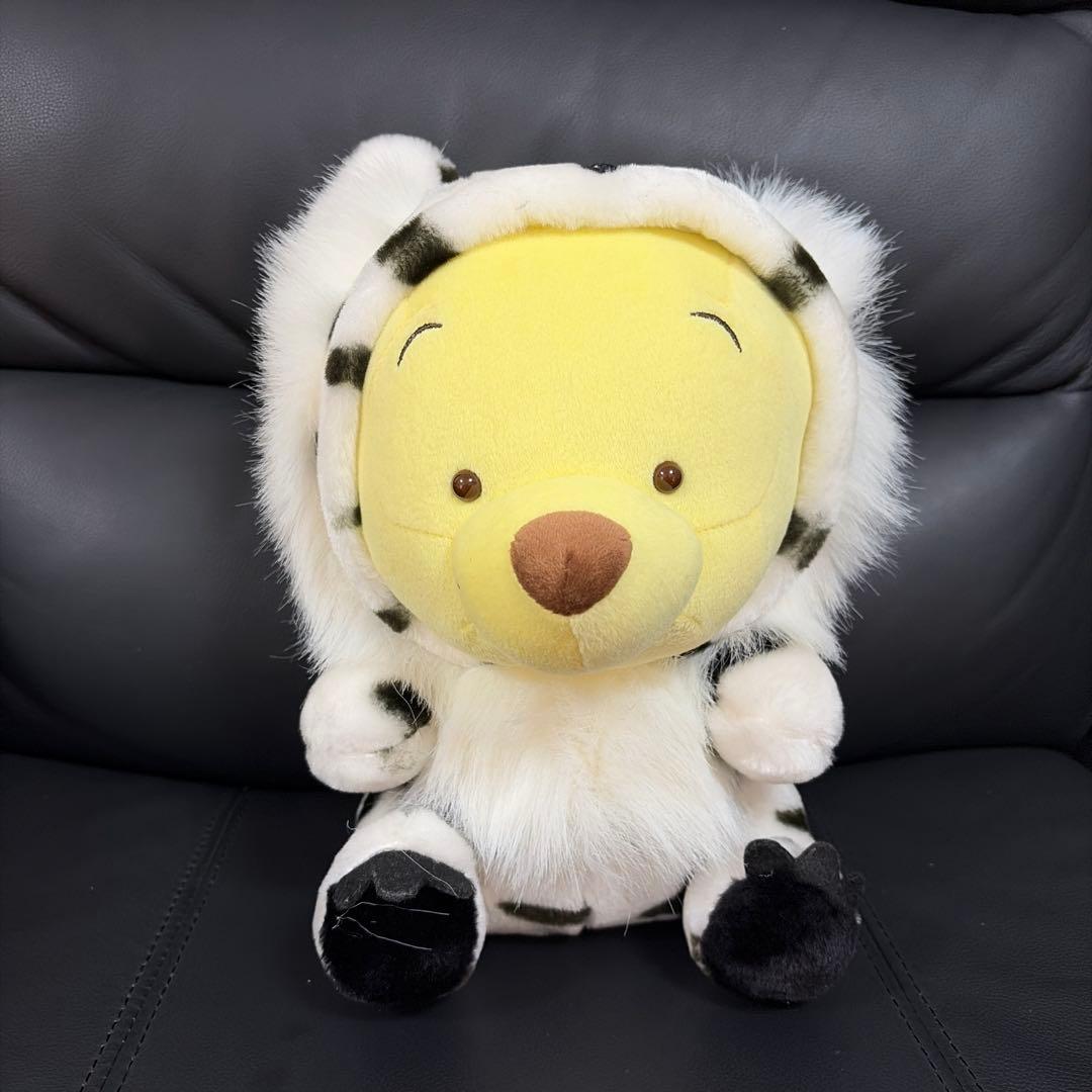 White Tiger Pooh ディズニー　baby クマのプーさん　中国