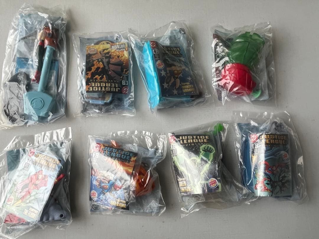 バーガーキング　米国　キッズミール　2003年　ジャスティスリーグ　全8個セット バーガーキング 米国 キッズミール 2003年 ジャスティスリーグ 全8個