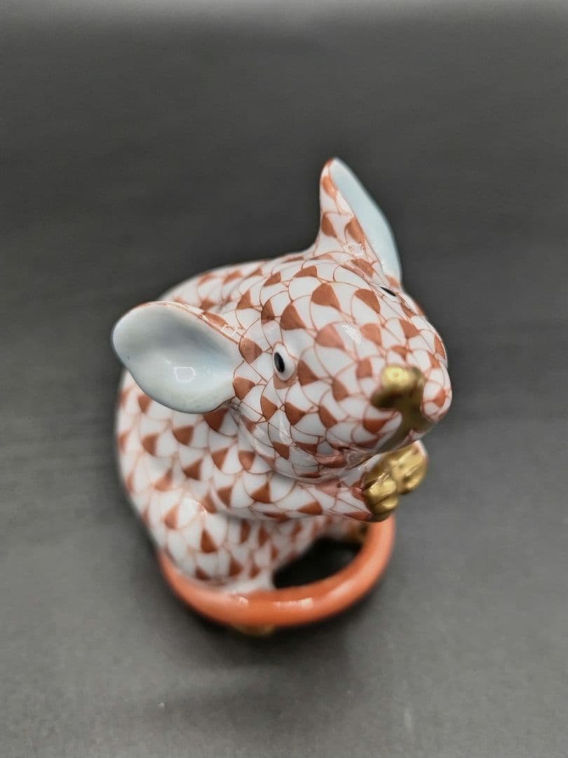 HEREND 干支シリーズ 「子(ね)」金彩仕上げ置物　フィギュリン磁器 バカラ フィギュリン ○ ネズミ 置物 ゴールド 金 オーナメント 十二支