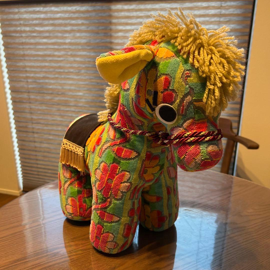 馬型ぬいぐるみ 花柄