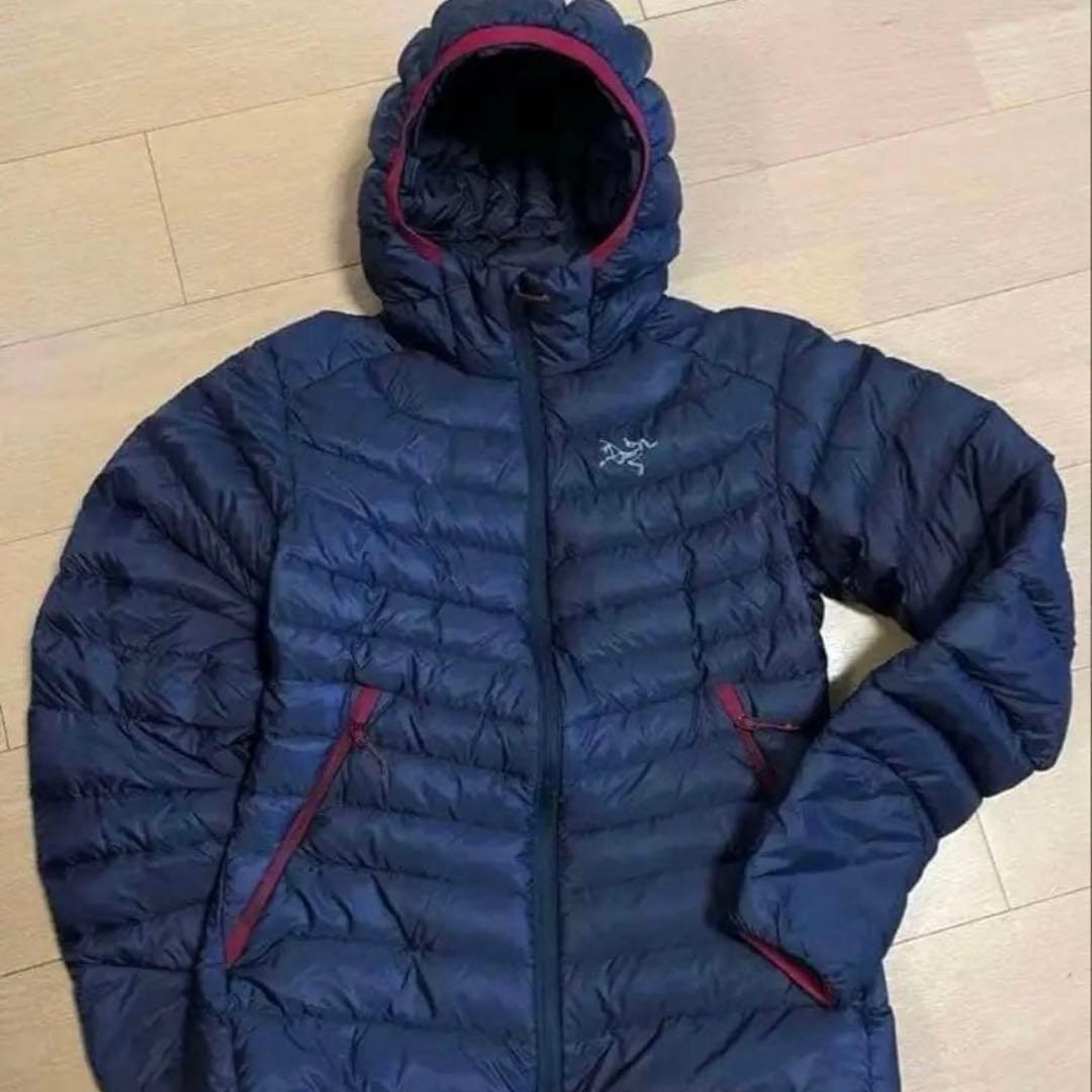 礼！【美品】Arc'teryx ダウンジャケット CERIUM