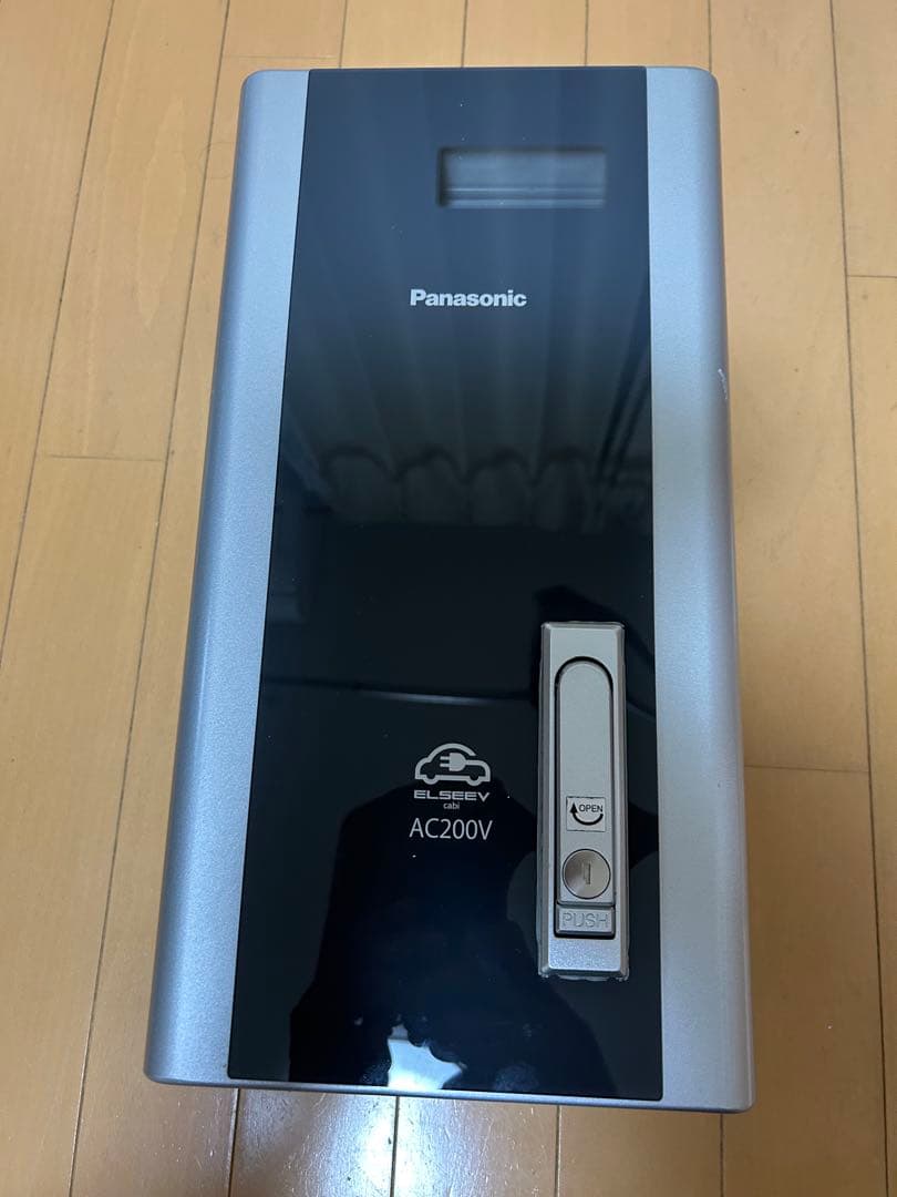 Panasonic EV/PHEV 充電用　充電ボックス　BPE 0219
