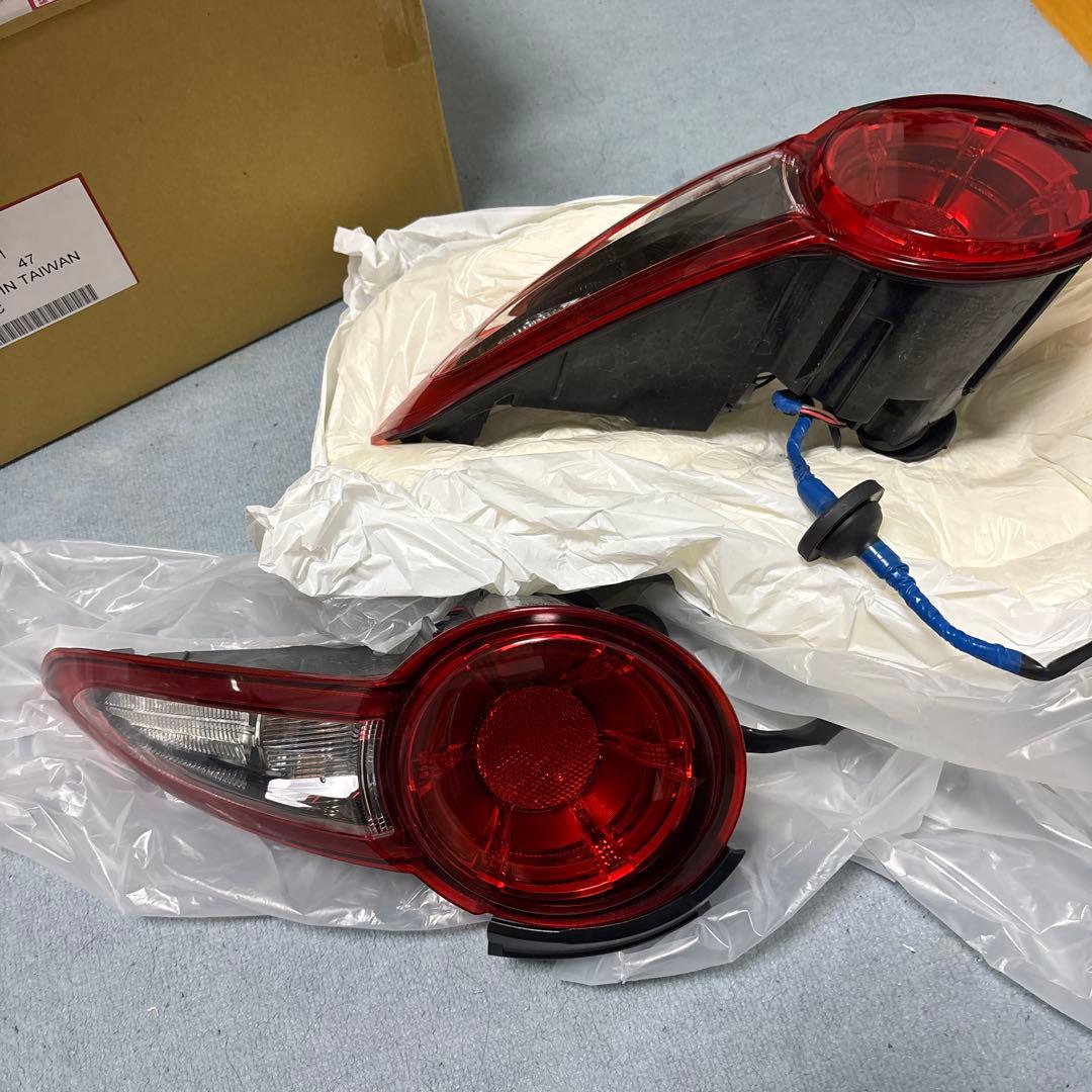 NDロードスターテールランプ 左右セット