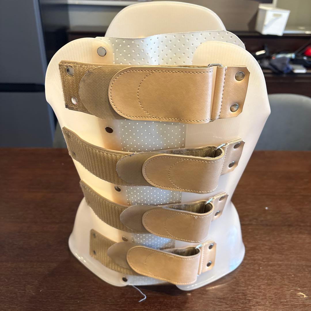 硬性コルセット　通気性 腰痛ベルト 調整可能 通気性コルセット ベージュ