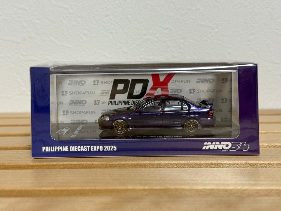 ミニカー INNO64 1/64 Civic ferio Philippine2025