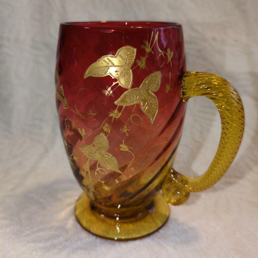 再再お値下げしました❢オールドバカラ、赤と金のつる花柄グラス 超希少のお品物です