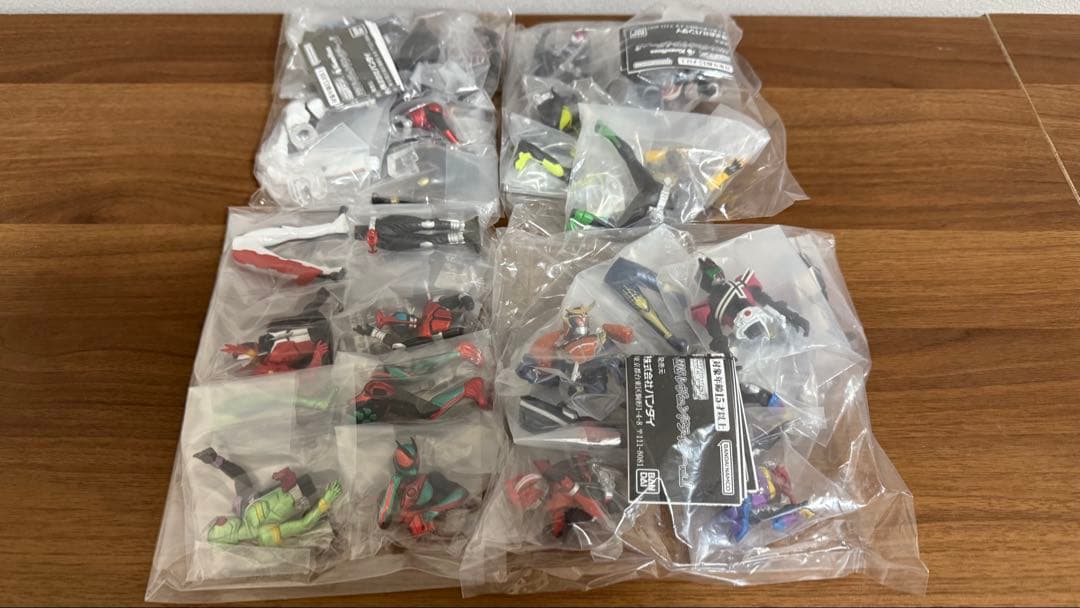 仮面ライダー HG レジェンドライダー Vol.1〜Vol4 全16種コンプ