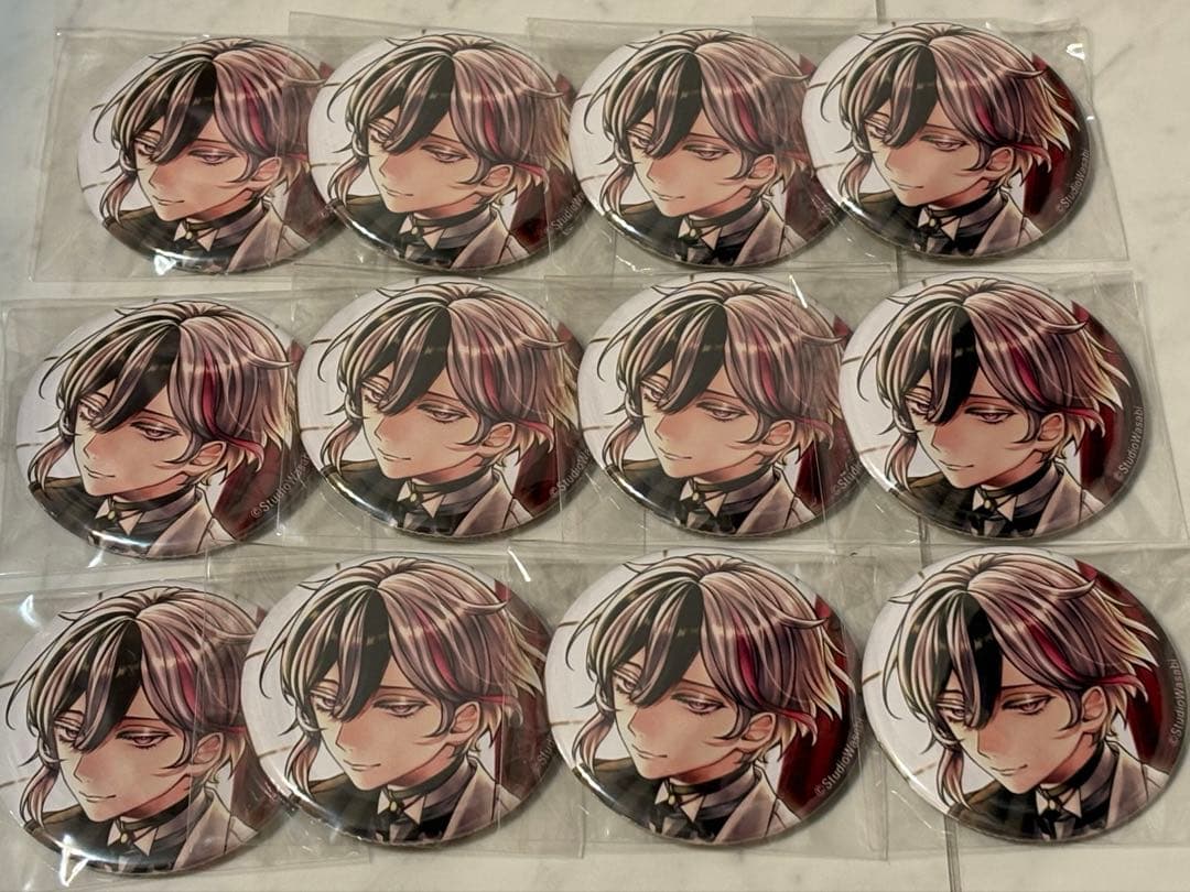 悪魔執事と黒い猫　あくねこ　ベリアン　B'z ビーズログ　缶バッジ