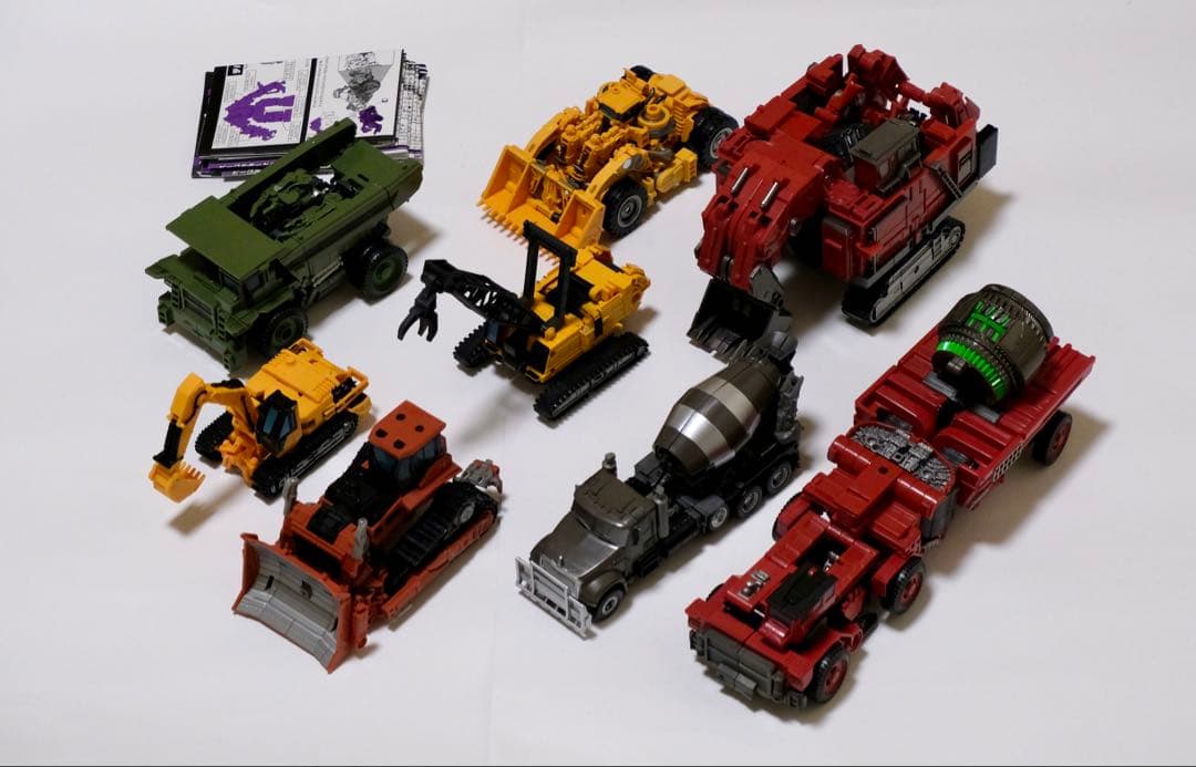 スタジオシリーズ　デバステーター　8体セット