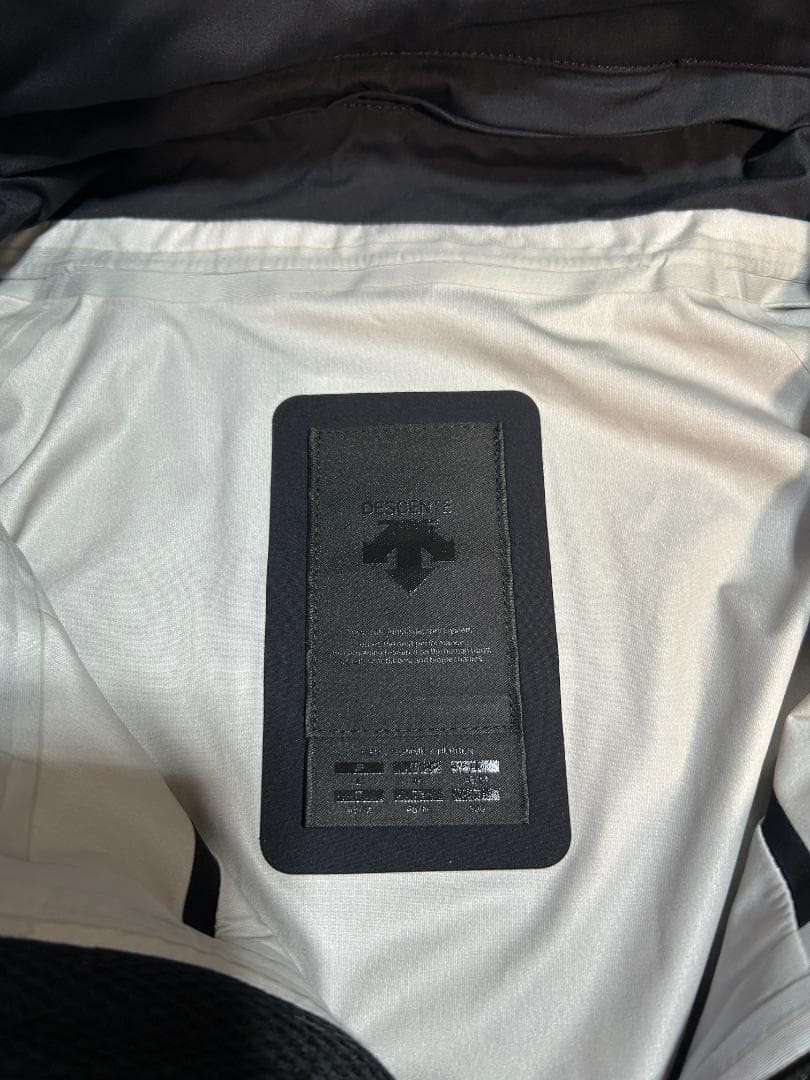 DESCENTE　ALLTERRAIN　ハードシェル“クレアス” 　黒　Ｌサイズ