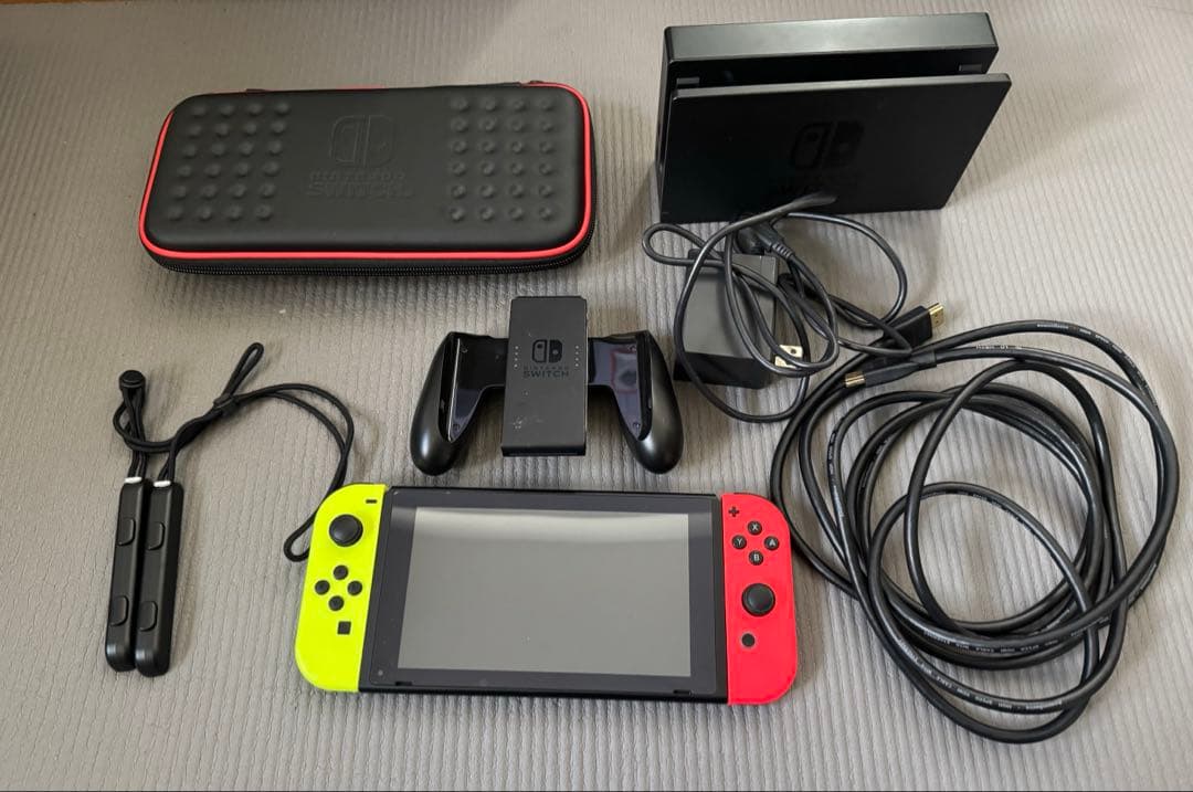 中古品Switch 本体　Nintendo Switch