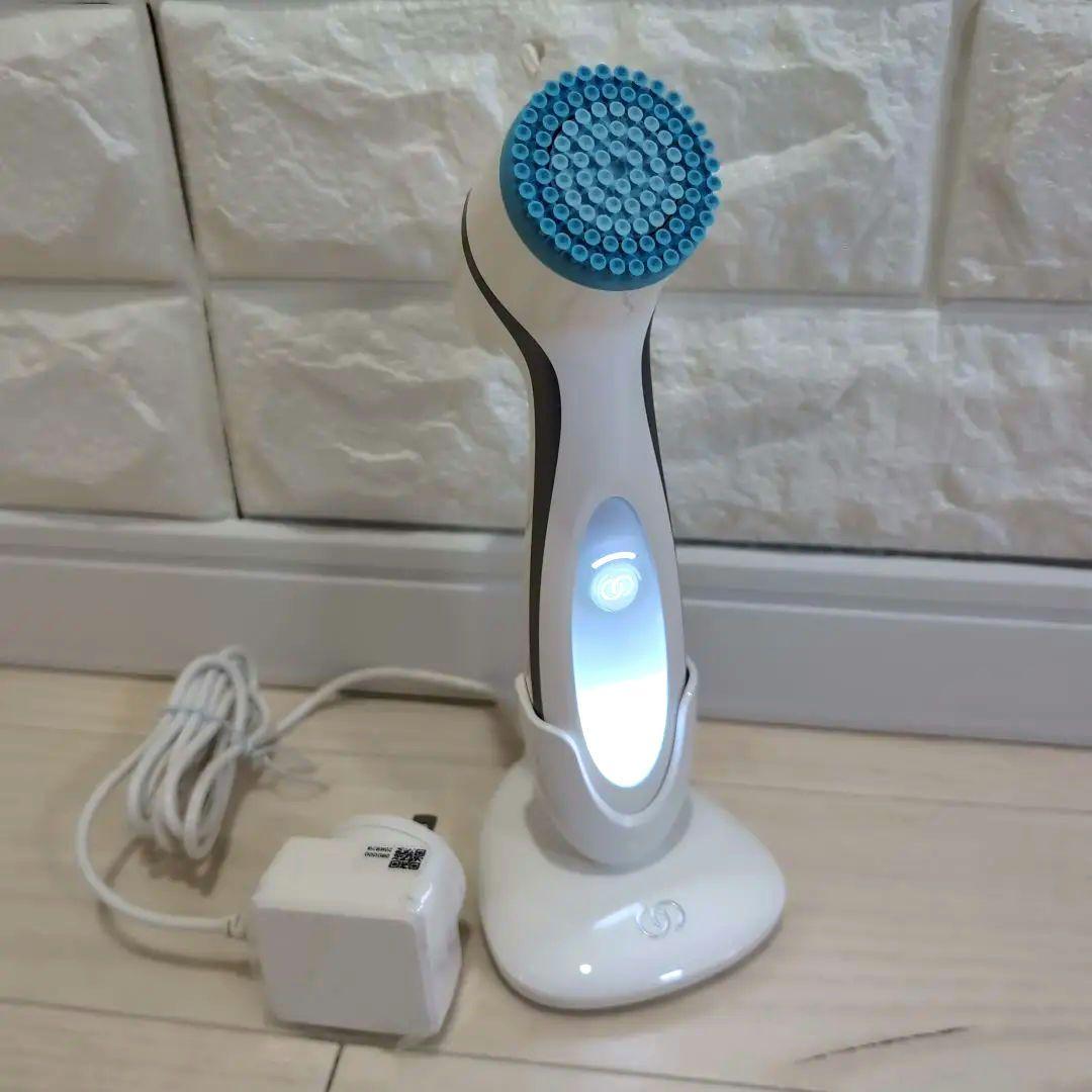 NU SKIN ニュースキン　ルミスパ　洗顔ブラシ 充電器付き　正規購入品
