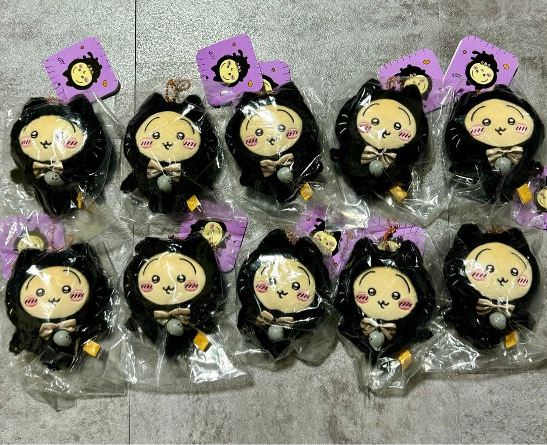 ③ うさぎ 黒猫 マスコット ×10個セット ちいかわ ハロウィン 予約】ちいかわ 黒猫のマスコット（うさぎ）【2024年10月中旬より順次